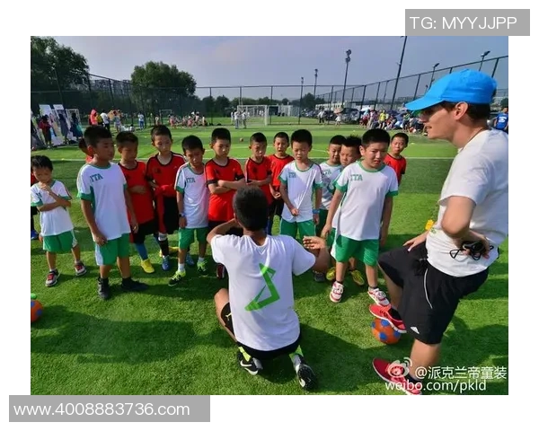 浩胜足球引领新时代足球潮流助力青少年成长与梦想实现